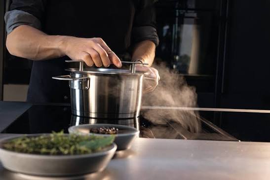 fissler-phi-collection-downdraft-pan
